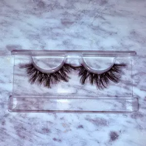 Princesa Eyelashes - Perfect for A Dramatic Makeup Look