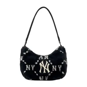 MLB New York Yankees Vintage Diamond Pattern Plush Underarm Handbag Shoulder Bag in Black for Men and Women Quilted Crossbody Bag