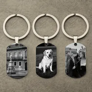 Personalized Keychain with Custom Photo Or Text Engraving - Ideal for Men, Boyfriends, And Dads, Featuring a Durable Dog Brand Design