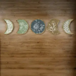 Hippie Style Moon-shaped Wooden Sign Decorative Wall Sticker - Hanging Wall Art Decor for Home, Farmhouse, Living Room, Coffee Shop, Office, Studio, Bar & Pub | Ideal Gift Ideas for All Occasions