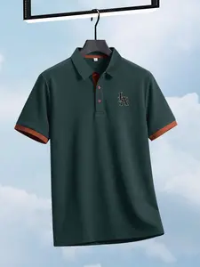 Men's Fashion Print Polo Shirt, Creative Simple Horse Pattern Short Sleeve Collared Top, Collar and Color Block Sleeves, Summer Casual Golf Shirt