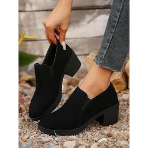 Women's Solid Color Thick Heeled Boots, Pull On Boots, 2024 New Style Fashionable Round Toe Boots for Daily Wear, Comfortable Women's Shoes for Daily Wear