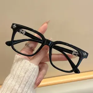 Vintage Square Frame Glasses with Cross Flower Rivet Design, Anti-Blue Light for Computer Phone, Daily Commute Unisex Flat Lens Reading Glasses, Vintage Style Eyeglasses, Square Frames Glasses