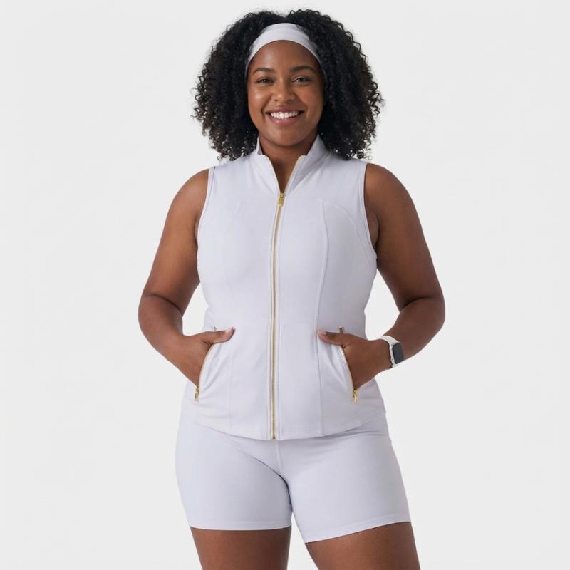 Sculpt Touch Gold Zipper Active Set – Minimalist Women's Vest & Shorts, High-Waisted Yoga Outfit