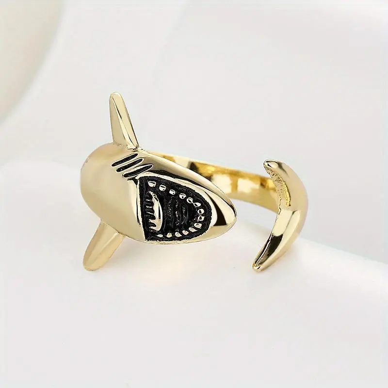 Boho Vintage Silvery Shark Ring Plated Animal Element Jewelry for Male And Female Daily Decor Party Accessory