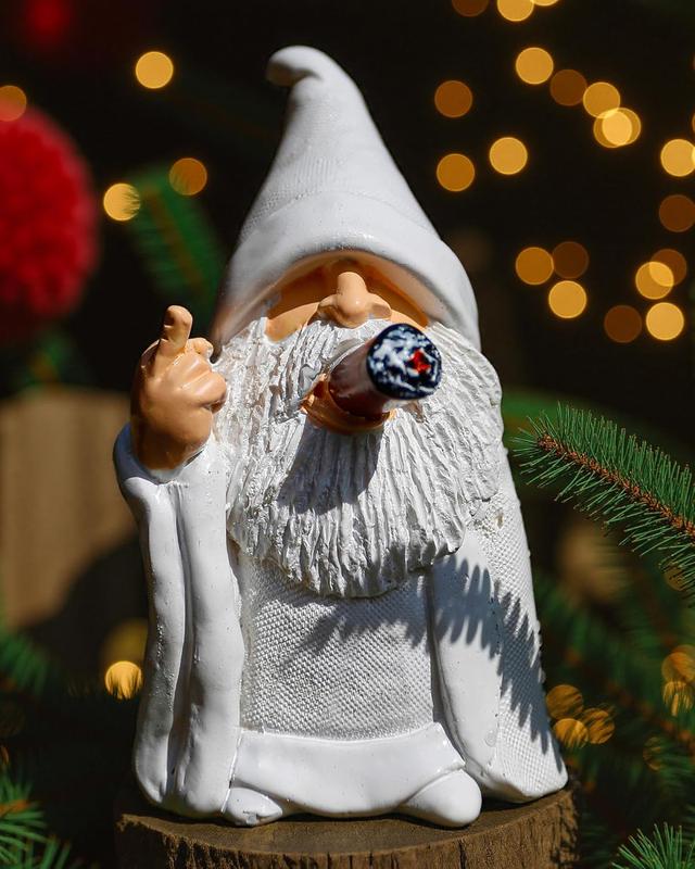 Funny Garden Gnomes, 5.9 Inch Pipe Garden Gnome, Naughty Gnomes Decorations for Home Outdoor Patio Lawn Yard Garden Statues Decor Halloween Housewarming Easter for Man