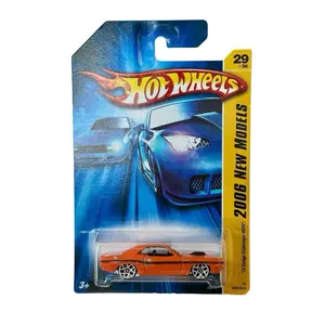Hot Wheels ‘70 Dodge Challenger Hemi Orange 1:64 Diecast Car 2006 New Models 29/38