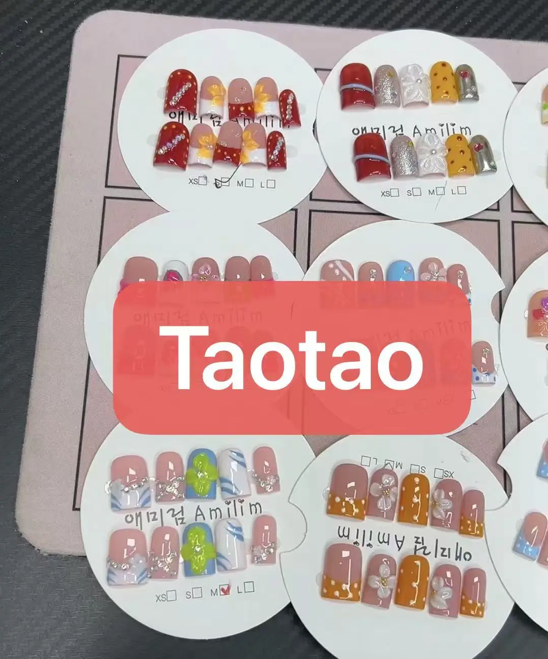 Taotao:Handmade press on nails online bidding--$30