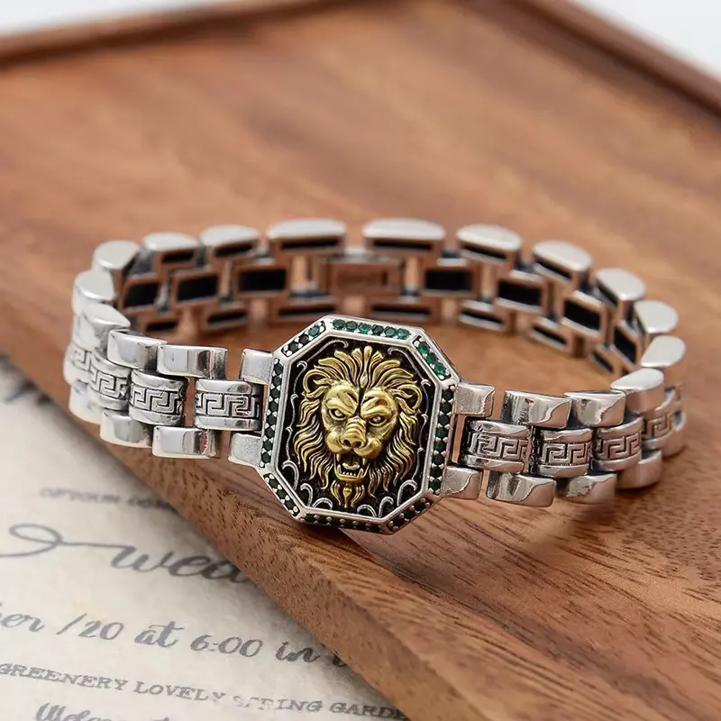 Men's New Textured Green Diamond Lion Head Bangle Bracelets, Commuting-Style Fashion Accessory