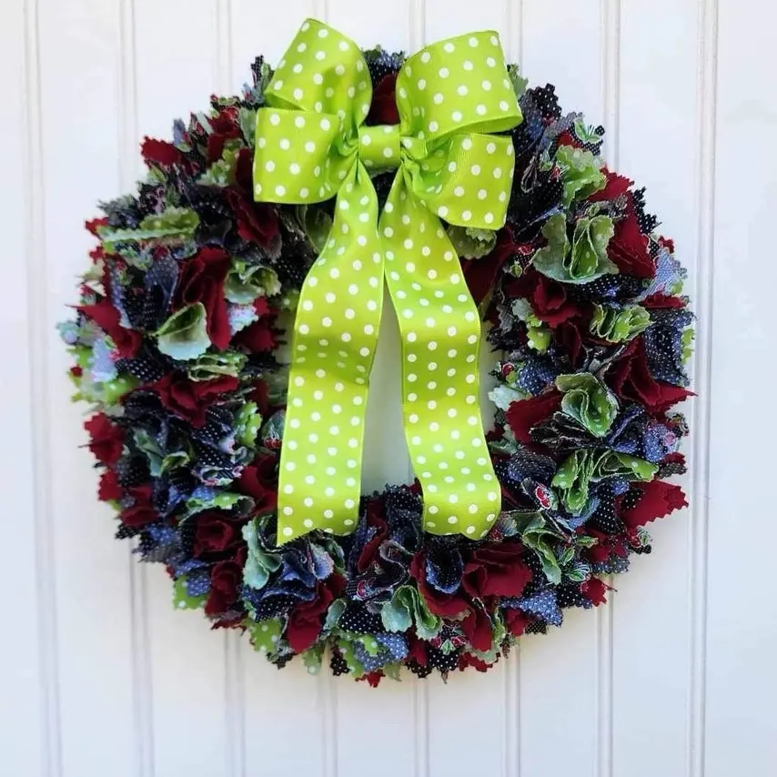 12” Mini Fabric Wreath