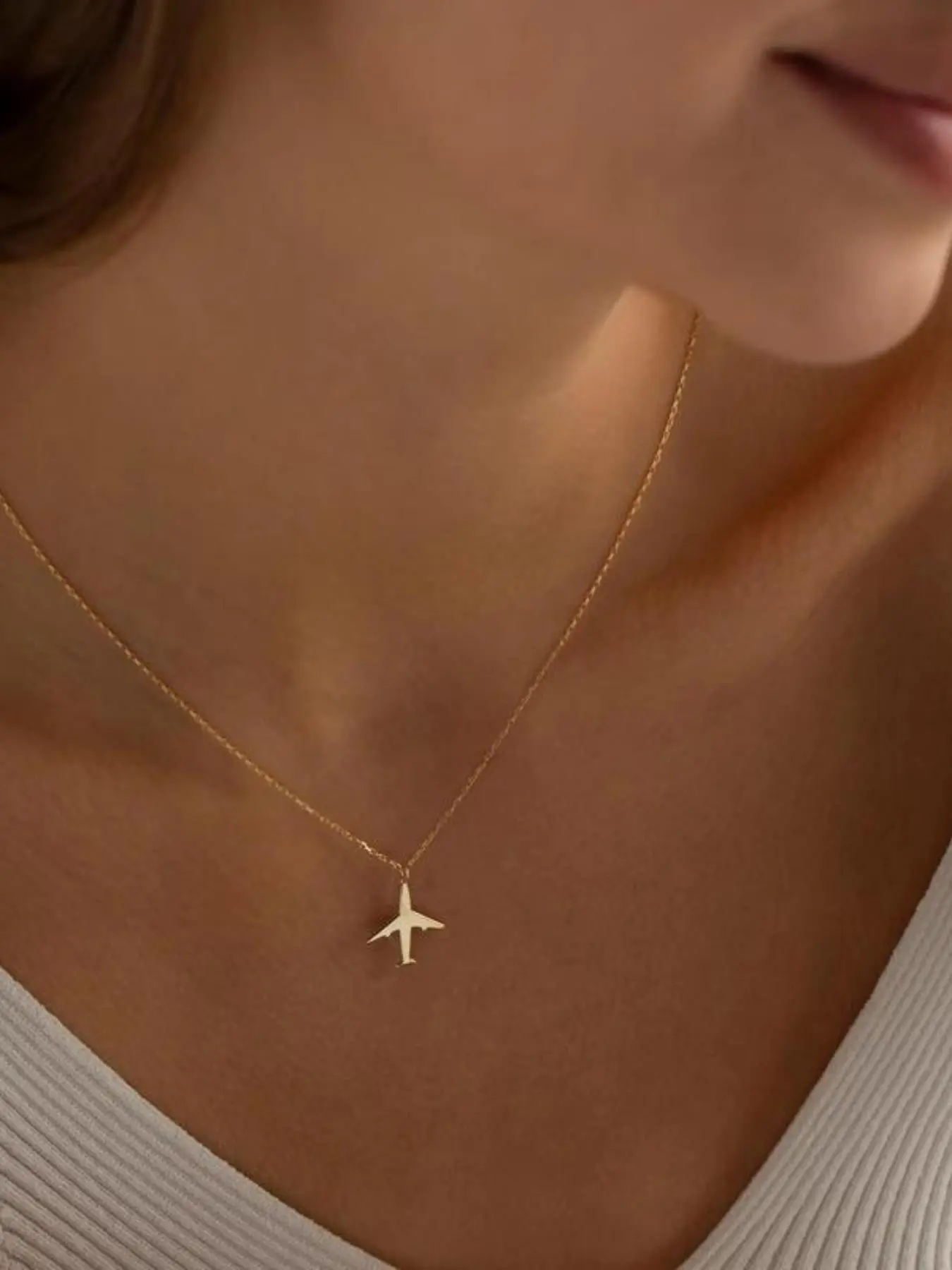 Elegant Airplane Necklace Pendant & Adjustable Chain, Unique Airplane Pendant, Perfect Gift for Travelers & Dreamers, Casual Style All Season Wear Alloy Jewelry for All Seasons, Adventure Jewelry, Dainty Necklaces, Birthday Gift Jewelry