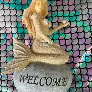 Figurine Housewarming Housewarming