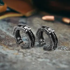 GTHIC Unisex Skull Hand Stainless Steel Ear Cuffs Gothic Punk Jewelry for Birthday Gift