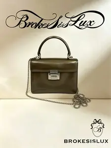Pre-owned GUCCI Vintage Top Handle Bag in Olive Patent Leather with Silver tone Hardware