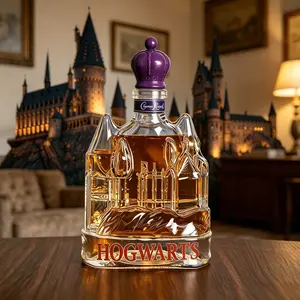 Castle Shaped Whiskey Bottle, Clear Glass Container for Liquor Storage, Themed Bar Decor, Unique Gift Idea for Alcohol Lovers