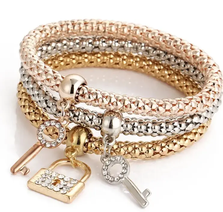 3 Pcs Stackable Bracelet Set With Lock & Key Shape Pendant Stretch Bracelet For Women Jewelry