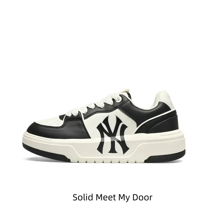 Urban Explorer Sneakers with Classic Branding – Ideal for Daily Wear & Collection