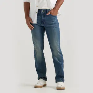 Men's Jeans Extreme Motion Relaxed Straight Jean, Color Cortez