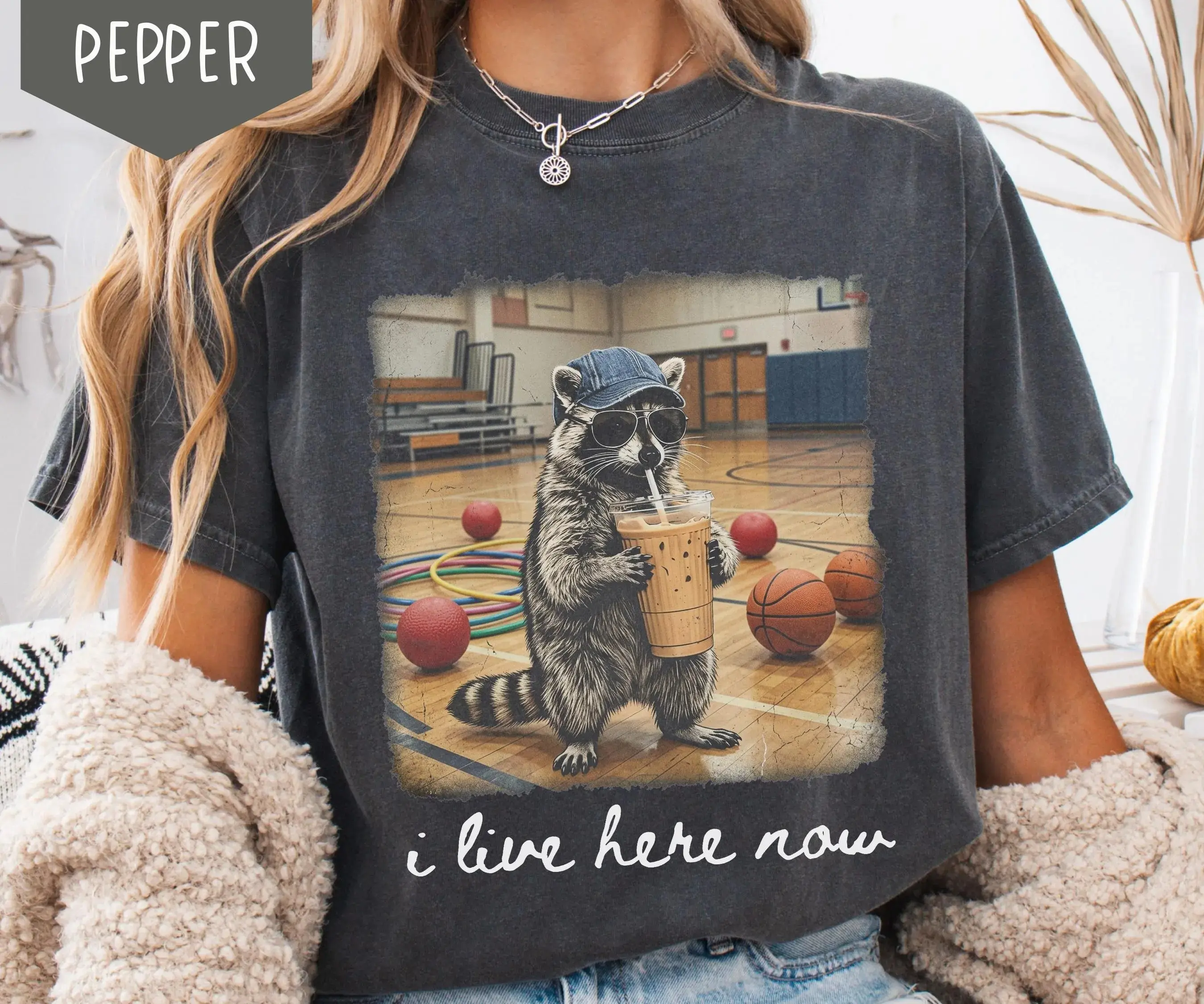 Comfort Colors I Live Here Now PE Teacher T-Shirt, Funny Raccoon Gym Teacher Graphic Tee, Back to School Physical Education Shirt, Classroom Humor Apparel, Teacher Appreciation Gift for Women & Men