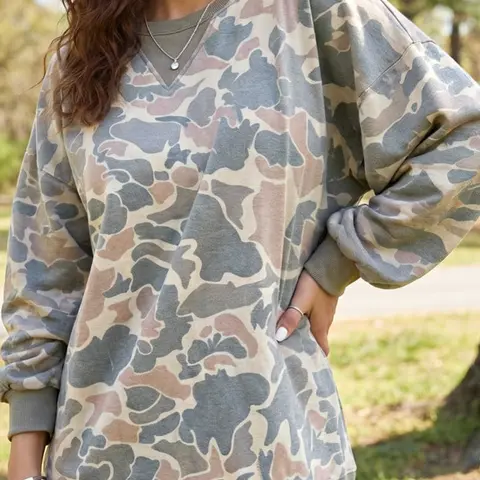 Women's Ribbed Crewneck Sweatshirt - Lady's Skin-Friendly Top, Baggy Camouflage Patchwork, Loose-Fit Full-Length Sleeve Pullover for Everyday, Outdoor Women's Tops