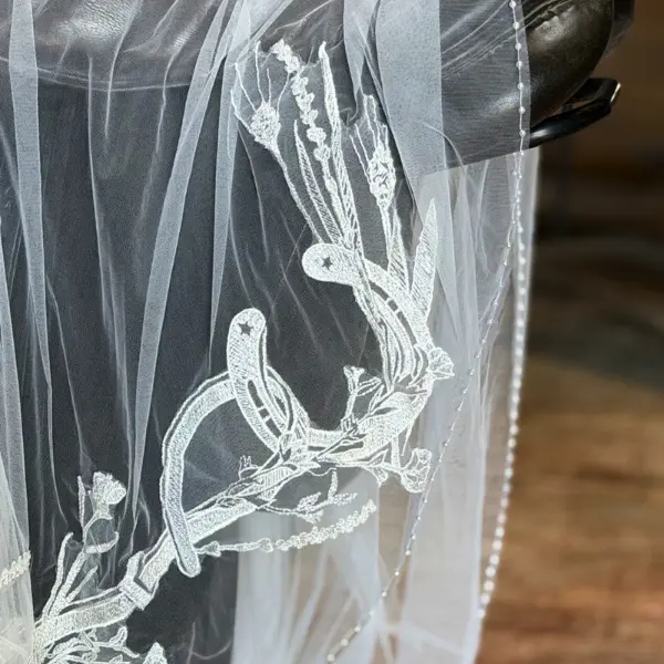 Western Bit with Crystals Wedding Veil - Hand Drawn Equestrian Bridal Veil, Crystal Embellished Waltz Length Veil Charlotte Guernsey, Horseshoe Cowgirl Wedding Veil, Rustic Ranch Wedding, Horse Girl Bride, Sparkly Heirloom Bridal Veil