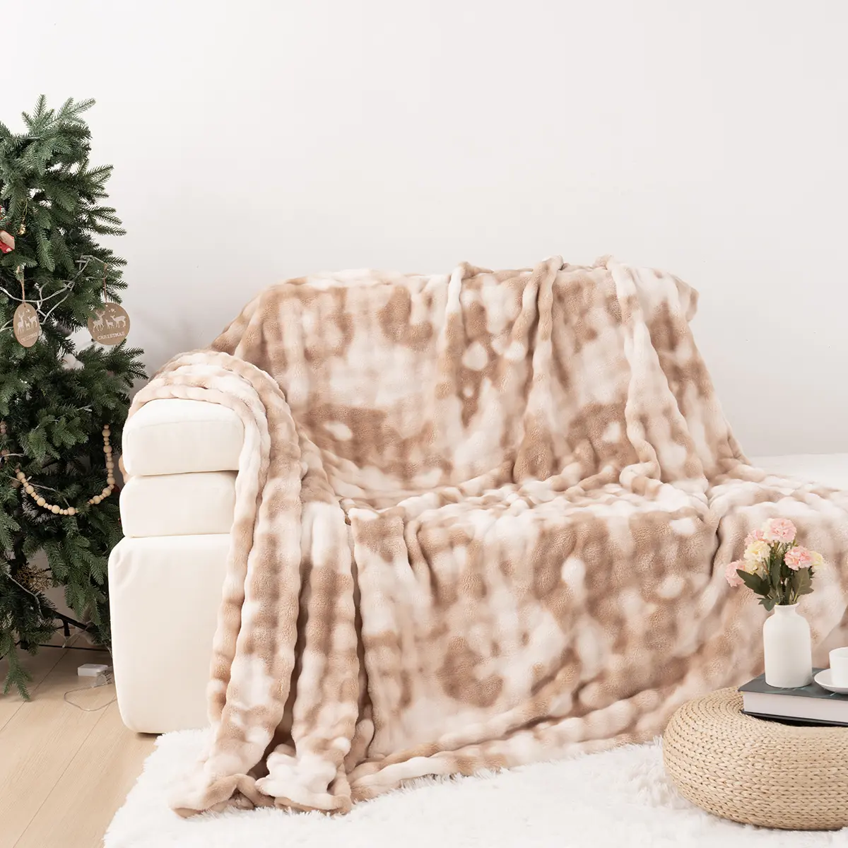 ORHOPUI Luxurious Faux Rabbit Fur Throw Blanket - Soft, Cozy Plush Blanket with Popular Faux Tie-Dye Design, Gentle Texture for Warm Companionship and Charming, Unexpected Beauty, Throw Blankets, Blankets