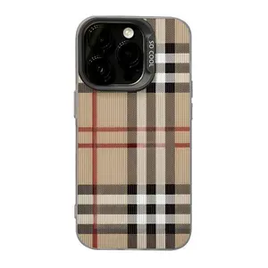 Creative Plaid Smartphone Casing - Drop-Proof, Shockproof Protection Cover, Handheld Mobile Phone Accessory That Fits iPhone 17, 16 Plus, 15 ProMax, 14, 13, 12, 11 (HM163)