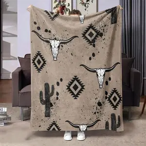 Western Desert Cactus & Bull Head Pattern Blanket, Soft Throw Blanket, Air-conditioned Room Blanket, Warm Nap Blanket for Home Office Travel Camping