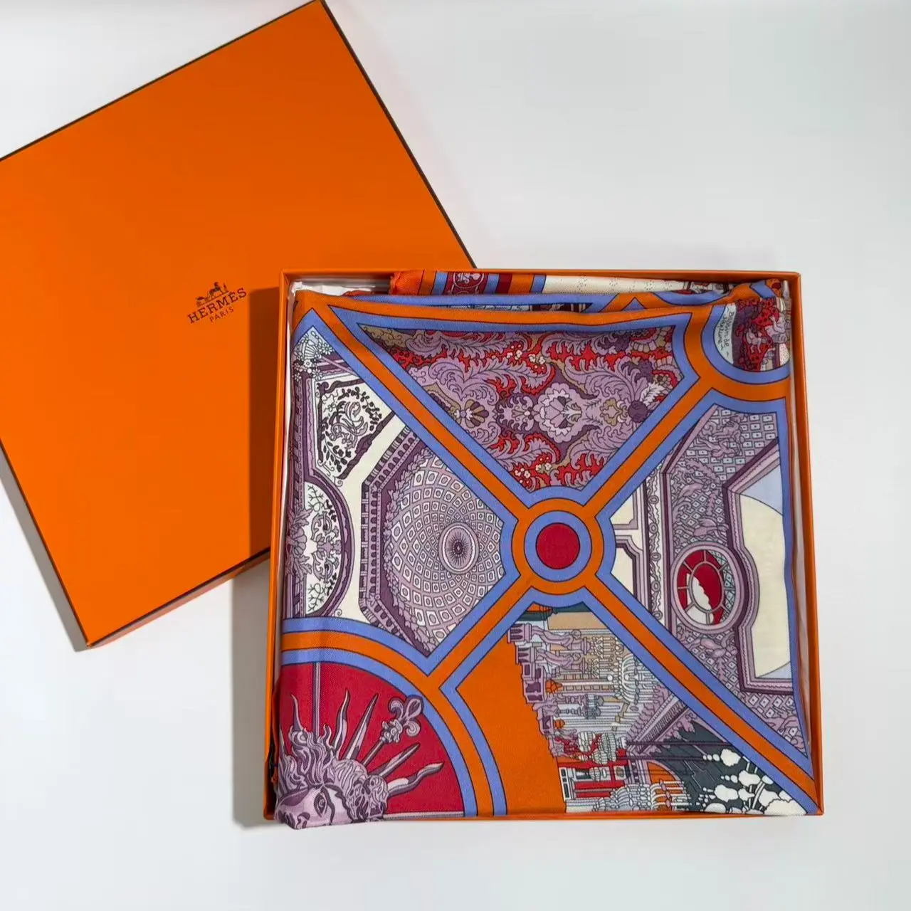 Pre-owned Hermès – Silk Scarf（SZ 19559）