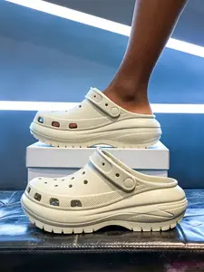 1 Pair Unisex Height Increasing Thick Sole Clogs Hollow Breathable Upper Adjustable Heel Strap For Daily Commute Outdoor Outfits