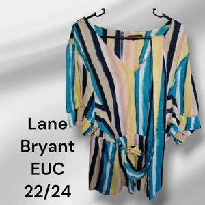 Torrid Women's Tube Top - Perfect for Summer - Womenswear