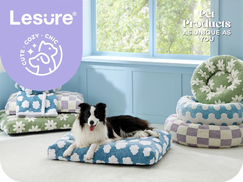 Lesure Thick Warm Washable Pet Mattress for Crate - Cozy Shredded Chopped Foam Pet Bed with Removable Cover, TikTokShopBlackFriday, Cute Modern Fuzzy Plush, Anti Slip Bottom Bedding Pad, Stylish Design for Indoor & Outdoor Use, Perfect for Winter Comfort