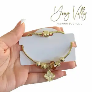 JEWELRY Gold Plated Women's Bracelet - with Pendant Elegant Design 19cm Length for Everyday. (It is not real gold)