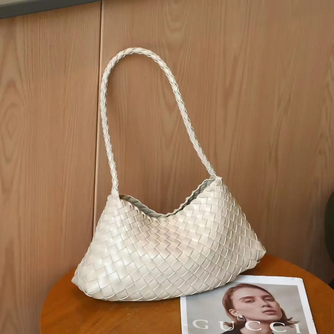 Off white (with inner bag)