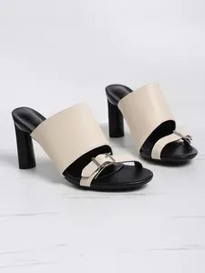 2026 Summer New Transparent Crystal Strap Fashion Simple Thick Heel High Heeled Sandals, Suitable for Photography, Party Live Streaming