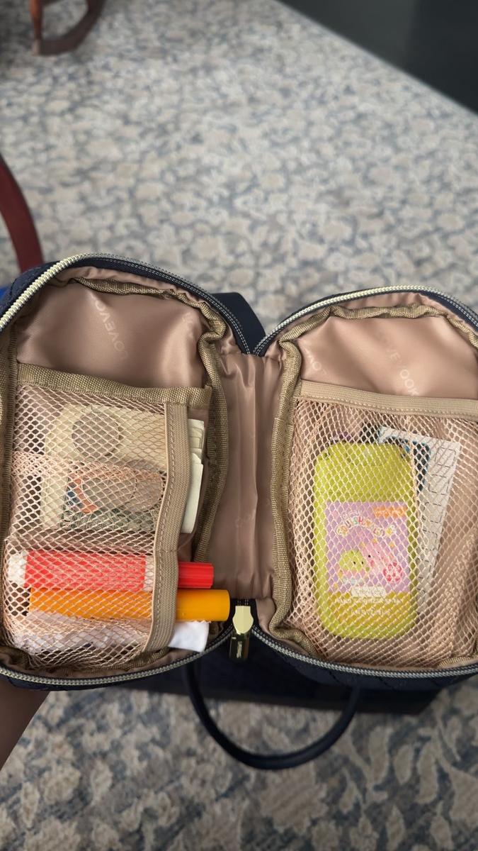 Item: Dark Blue, 15.6‘’