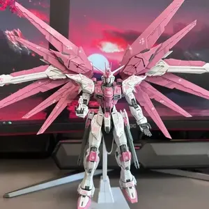 New Freshman Freedom Zgmf-X10a Hg 1/144 Mecha Assembly Model Action Doll Cherry Blossom Color Scheme Children Toy Gift Decorate