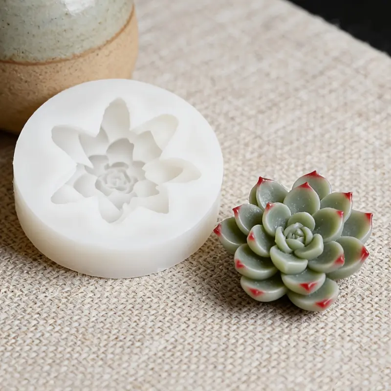 Realistic succulent plant silicone mold, suitable for resin, soft pottery, and soap production - multi-purpose DIY handmade mold, including cactus and succulent shapes, compatible with gypsum, soap, and resin crafts, making it a great gift for enthusiasts