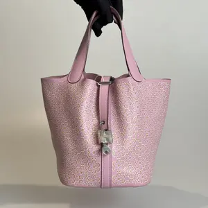Pre-owned HERMÈS Swift Top Handle Bag Picotin Lock 18 Sakura Pink Silver tone Clasp 38438296