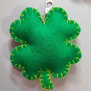 Clover Ornament Handmade Felt Keychain Charm Decoration christmas gift