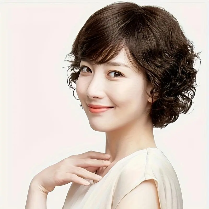 This stylish short curly wig features a natural, voluminous style and is designed specifically for middle-aged women. It's a casual everyday wig with loose curls, made of high-quality fiber, and features a clip-on design.
