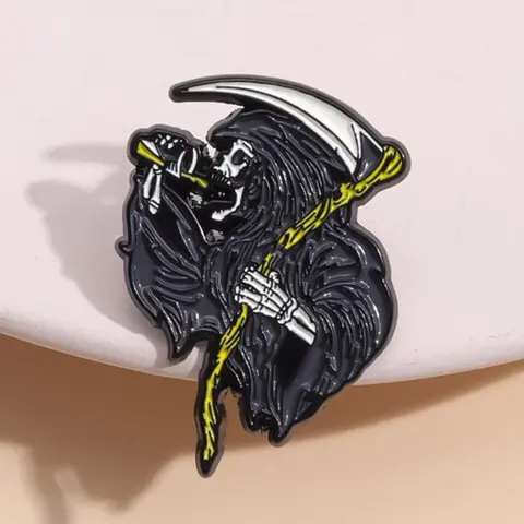 Punk Style Skull Design Brooch, Fashion Accessories for Men & Women, Halloween Themed Alloy Brooch Pin, Trendy All-match & Exquisite Brooch for Birthday Gift Jewelry