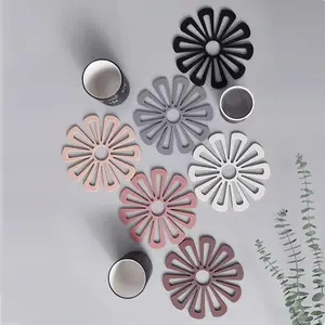 6-Piece Floral Silicone Insulation Mats, Nordic Thick Table Placemats, Heat Resistant Coasters, Non-Slip Cup Holders for Christmas Party