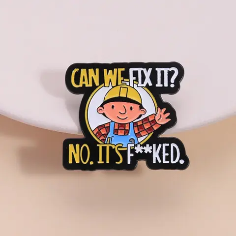 Cartoon Hard Hat Worker Design Brooch, Funny Letter Pattern Brooch, Lapel Brooch, Fashion Accessories for Men & Women, Trendy All-match & Exquisite Brooch for Birthday Gift, Alloy Brooch Pin, Hat Pins
