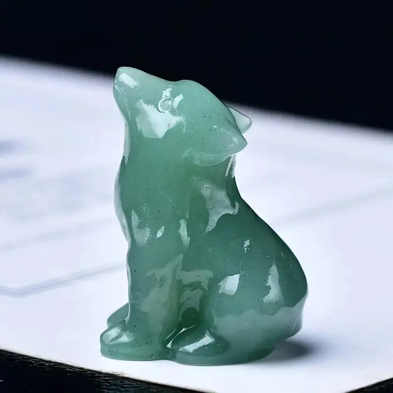 Wolf Design Crystal Ornament, Unique Crystal Design, Crystal Carving, 1 Count Mini Animal Shaped Decoration, Pocket Size Natural Stone Carved Statue for Home Office Car Decor