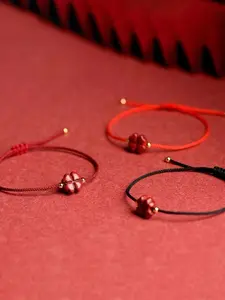 The four leaf clover rope bracelet is hand woven with lucky grass hand rope, suitable for daily wear, vacation and dating occasions, and is also a surprising and exquisite small gift, Adjustable Beaded Design