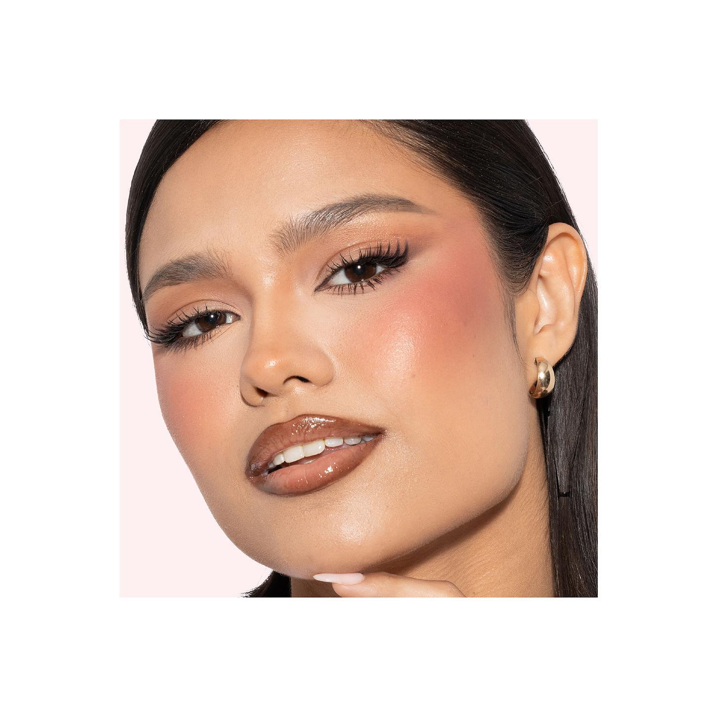 Huda Beauty Blush Filter Palette in Strawberry Latte