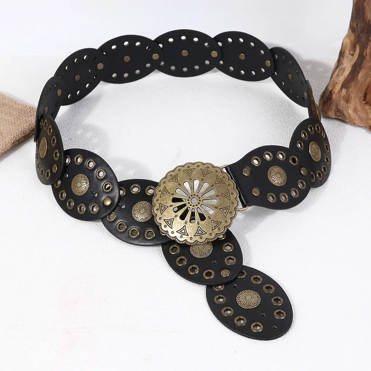 2471 Disc Boho Western Belt For Women–stylish Chunky Cowgirl Y2K Concho Disc Belt: Vintage Style Faux Leather Boho Belt  main image 4