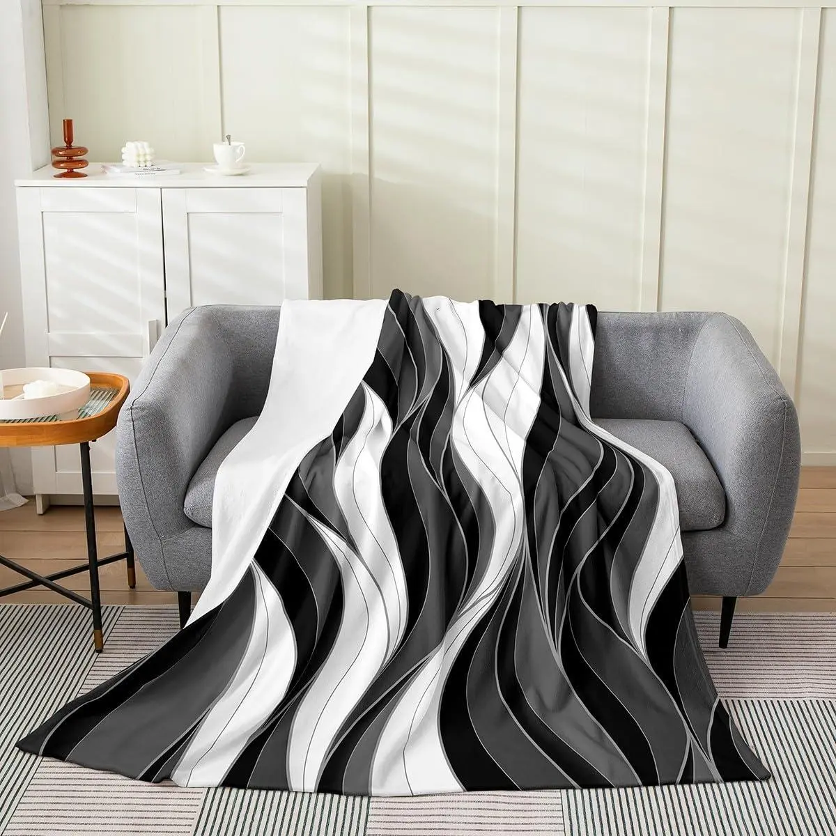Black and Grey Striped Flannel Blanket Throw,Modern Abstract Simple Fleece Throw Blanket,Contemporary Minimalist Art Style Grey White Waves Stripes Home Decor