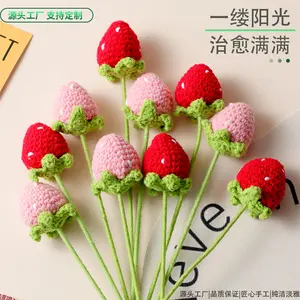 Finished Handmade Crochet Yarn Strawberry Flower Knitted Artificial Flower Bouquet Craft High Simulation Fruit Holiday Gift Artificial Flower Arrangements